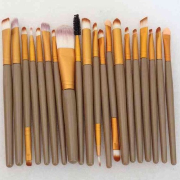 Other - New 20pcs makeup brushes set